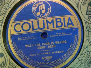 small_columbia a2568 b.webp